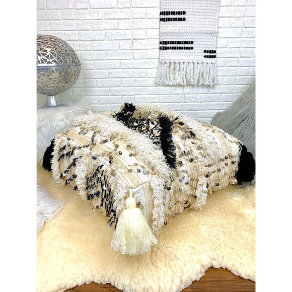 Vintage Berber Handira Pouf: Moroccan Floor Pillow with Sequins 03YL0436 - Picture 1 of 10